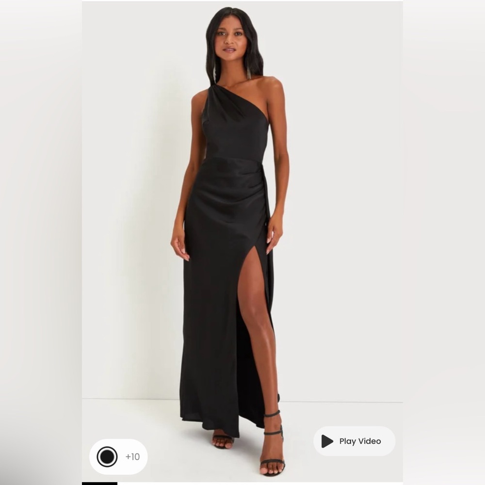Lulu's Chic Black One-Shoulder Gown